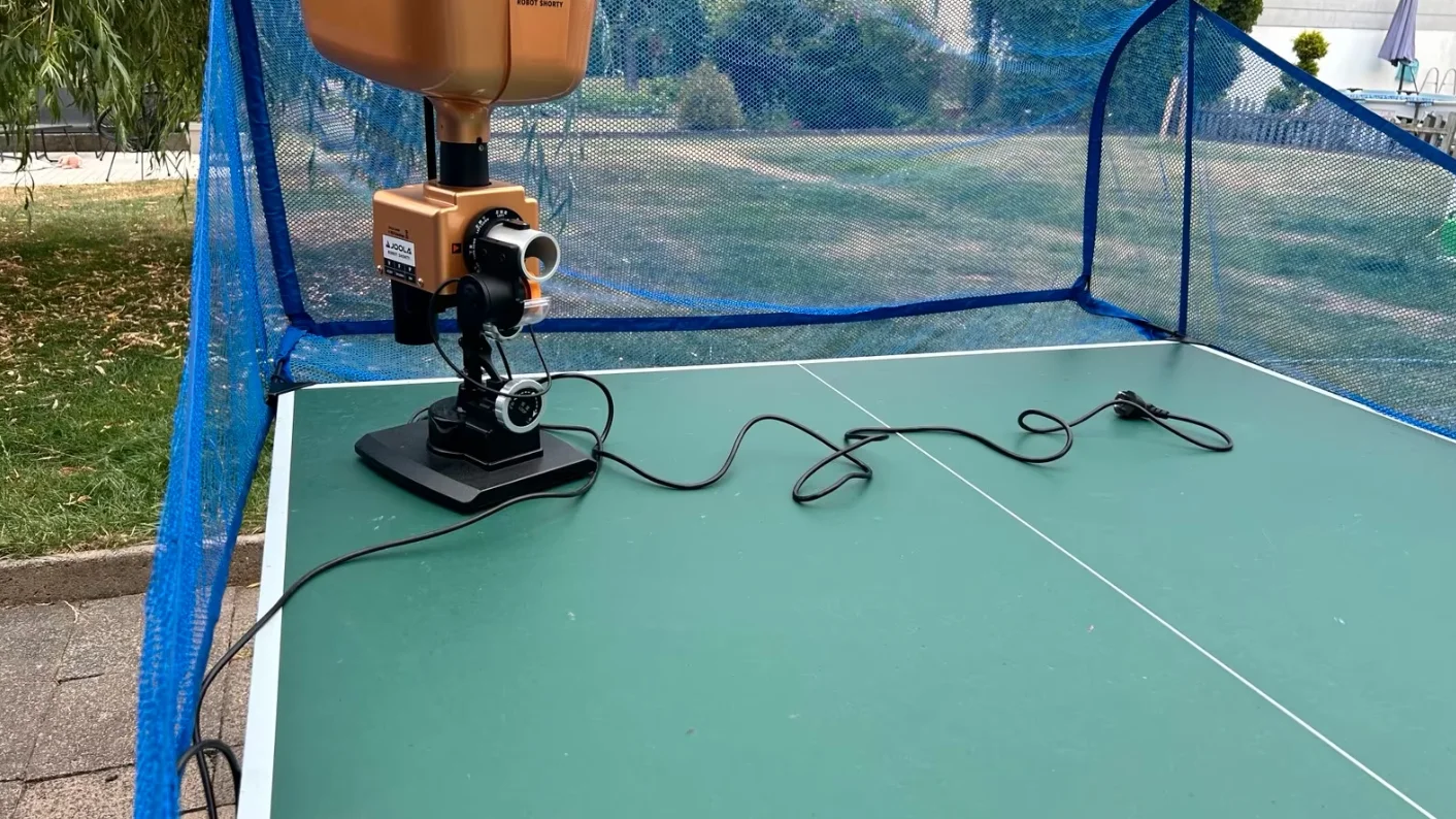 JOOLA Robot Shorty Ballroboter